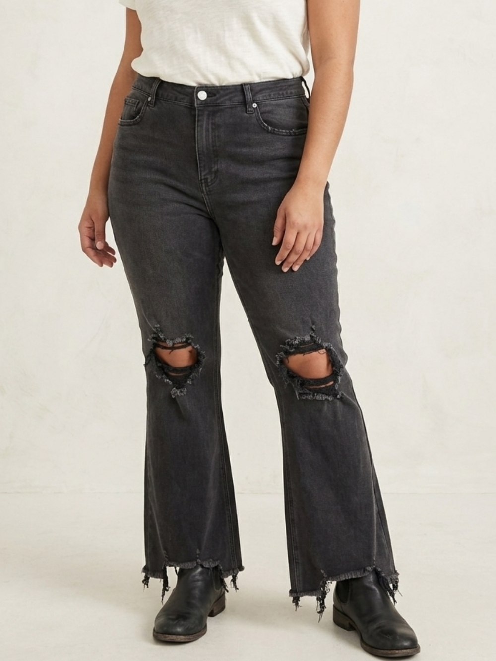 RISEN x Wild Oak Boutique Jeans 1XL Curvy High Rise Black Wash